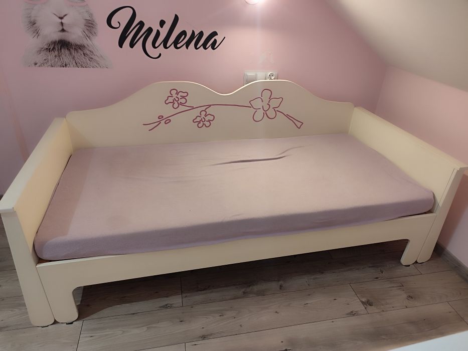 Zestaw mebli dla księżniczki