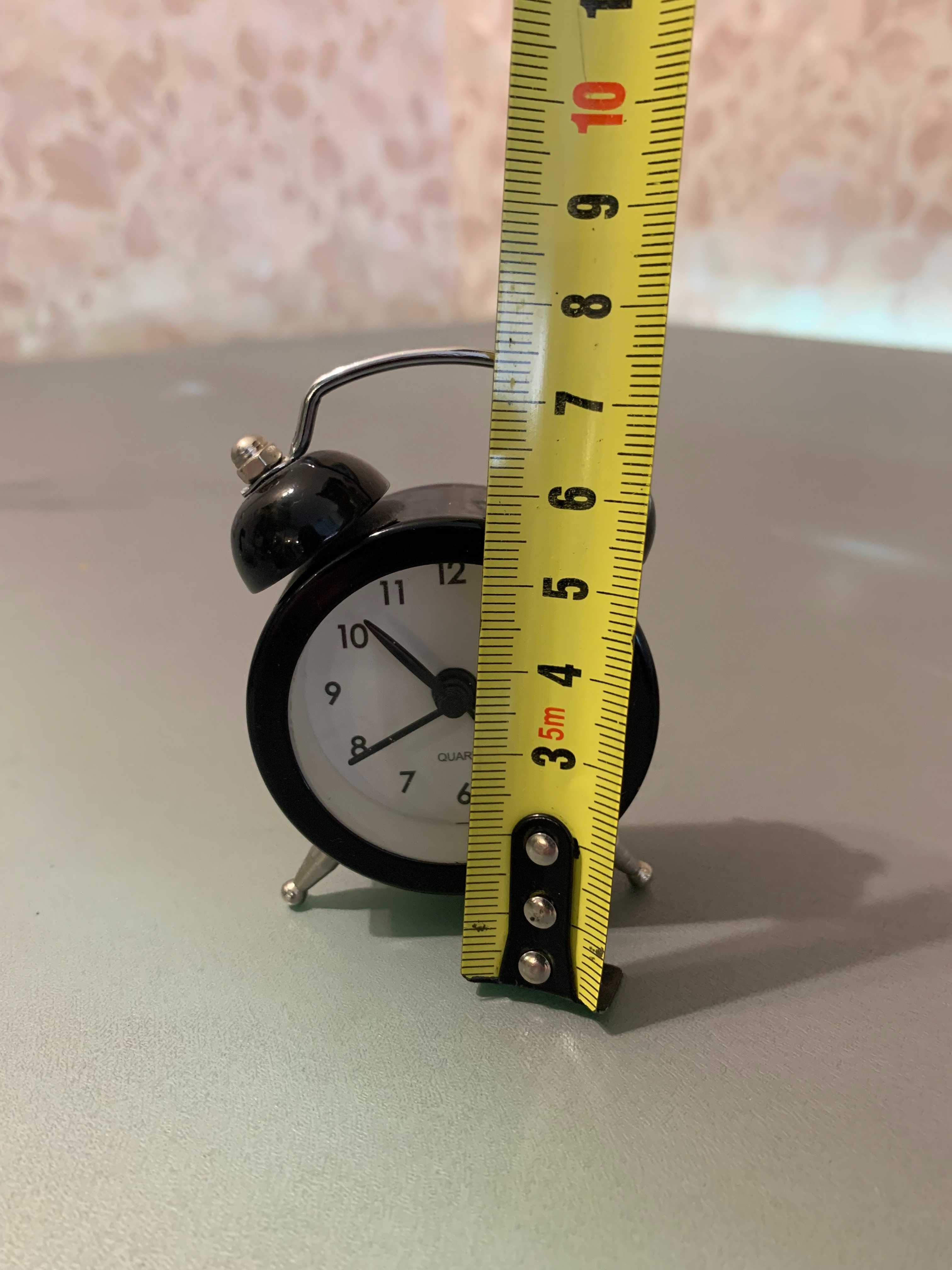 Часы - Будильник мини Quartz Высота 8 см
