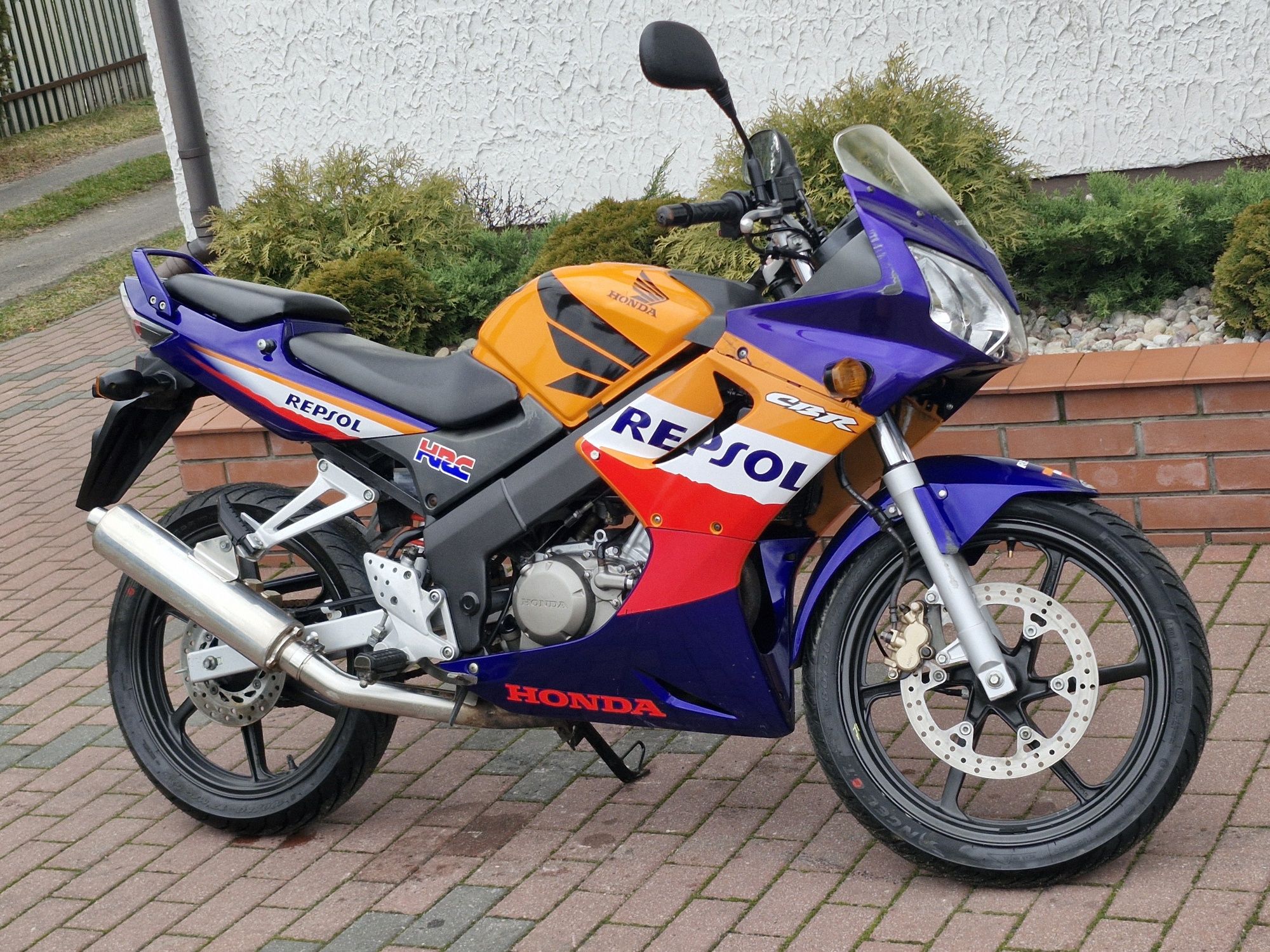 Honda CBR 125 Repsol *Niemcy*NOWE opony * Kat A1 B *