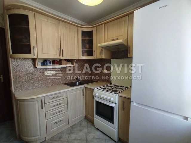 2к.Метро Дорогожичи.Вул.Ольжича,14а
