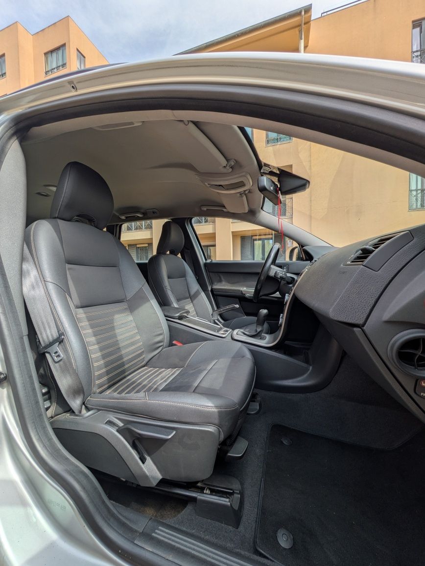 Volvo v50 1.6d 110cv