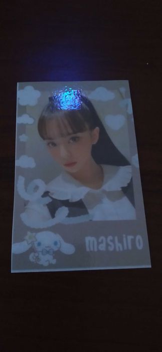 Ломо-картки з к-поп айдолами