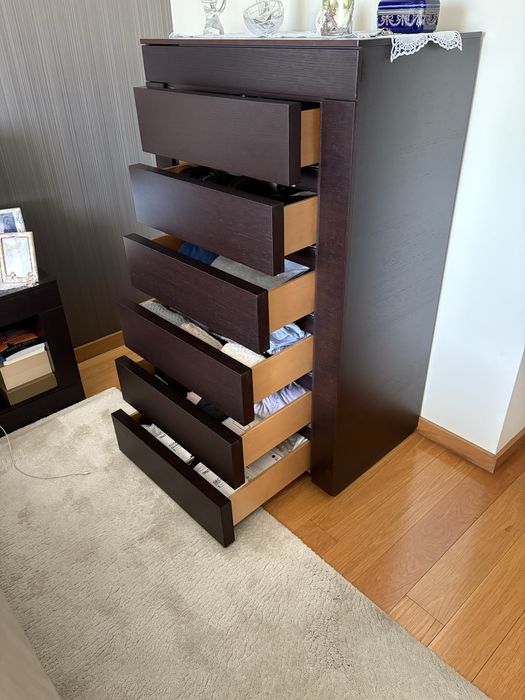 Camiseiro com gavetas e porta gravatas