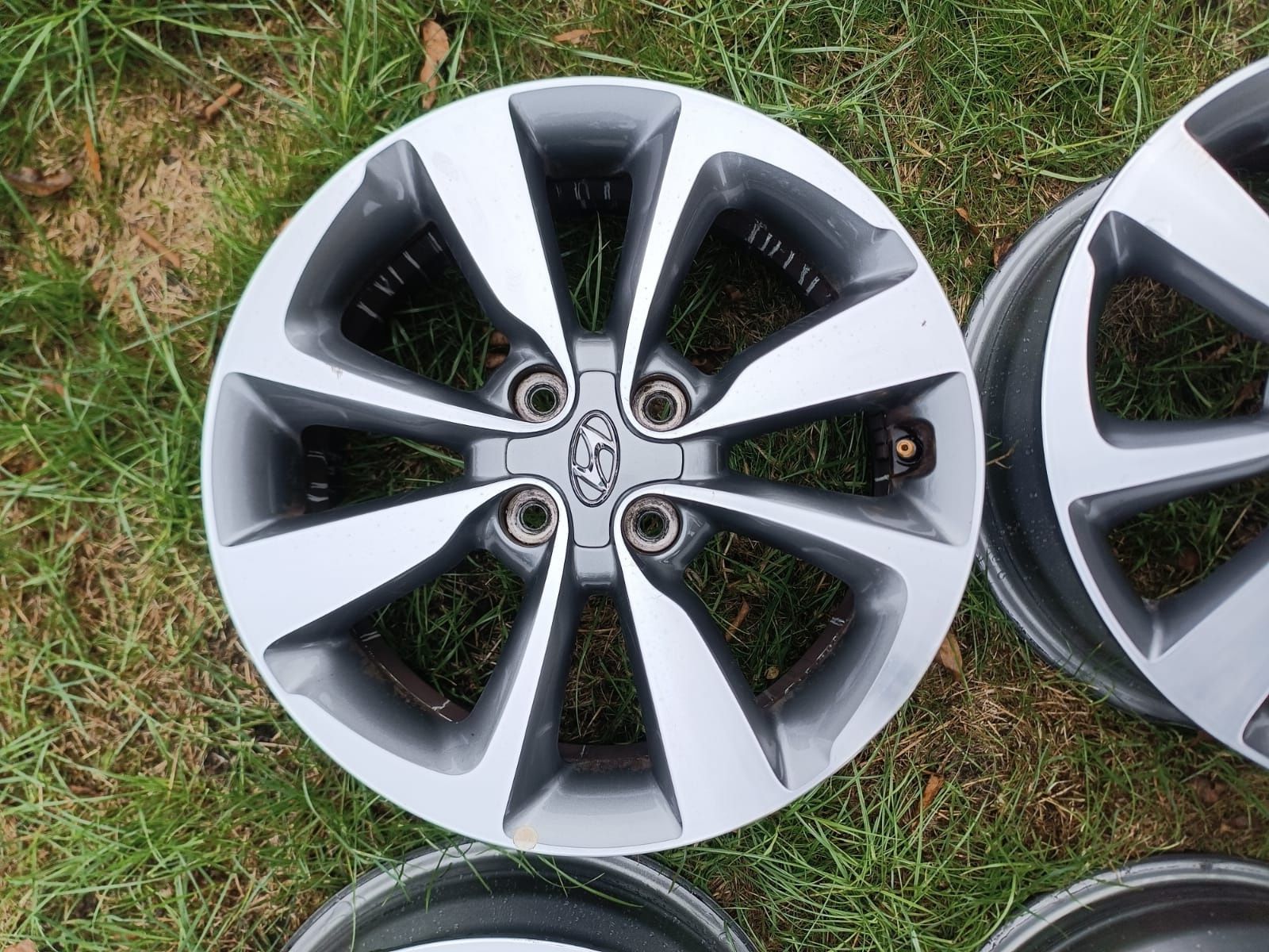 Alufelgi 16 Hyundai I20 Active I20 Kia TPMS 4x100 ET50