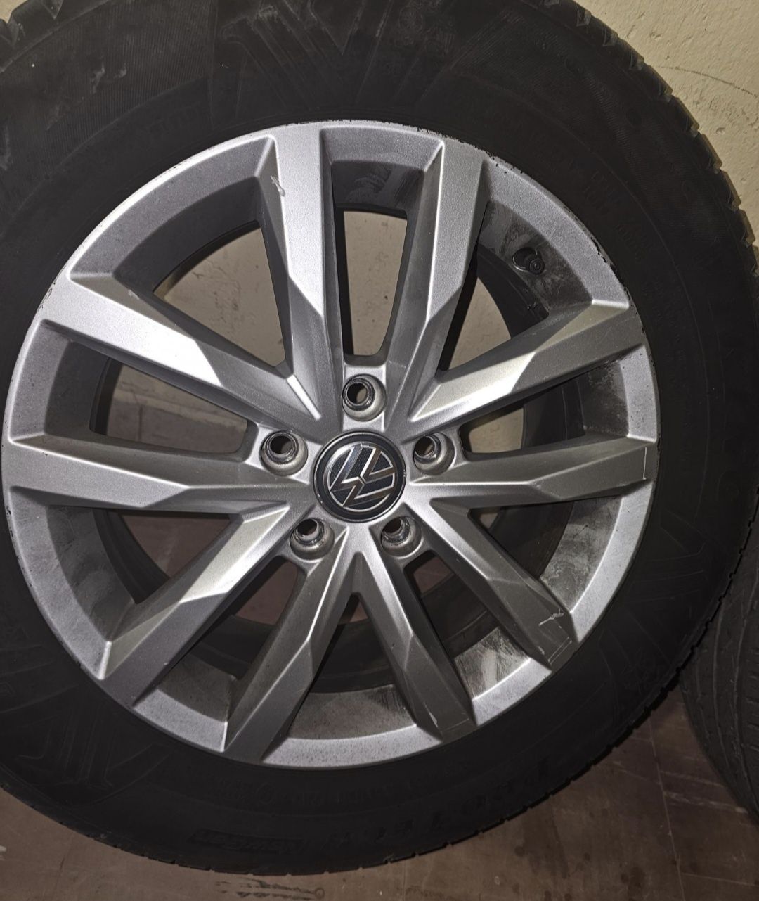 Koła 5x112 VW Passat B8 215/60 R16 Oryginalne Felgi Touran Sharan