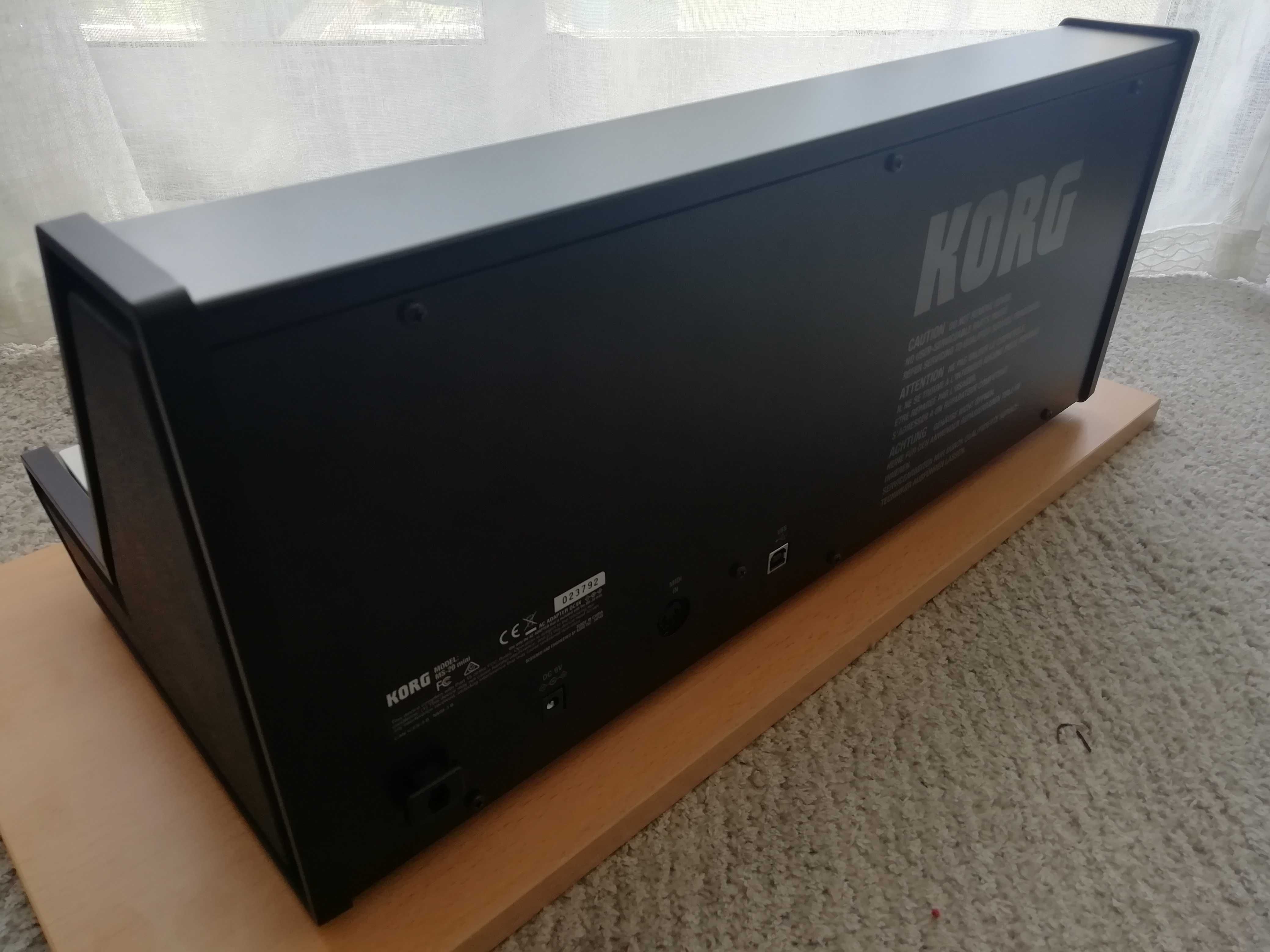 Sintetizador Korg MS-20 Mini + Decksaver (Novos)