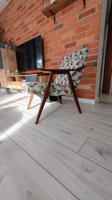 Fotel PRL TON Czechosłowackie lisek chierowski 366