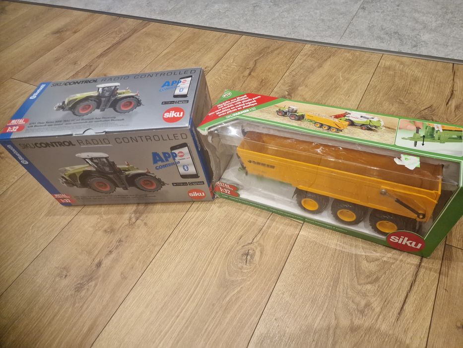Zabawka zdalnie sterowana Claas Xerion 5000 SIKU 6799