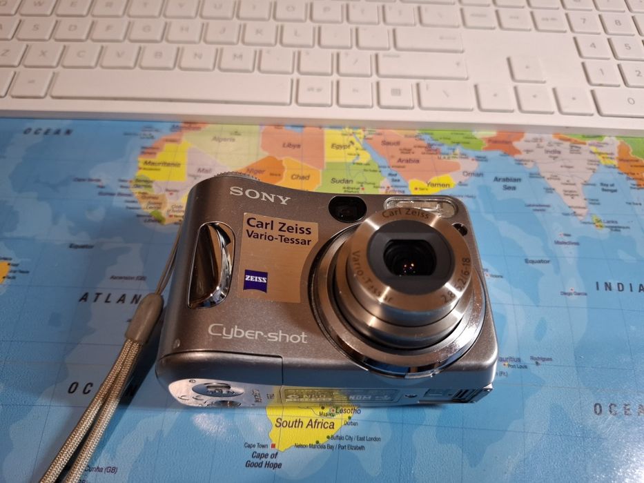 Aparat Sony Cybershot DSC-S60 vintage