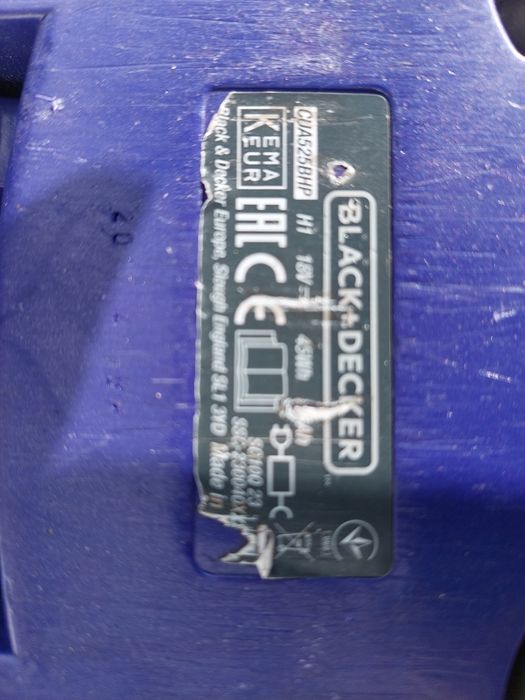 Odkurzacz akumulatorowy black decker