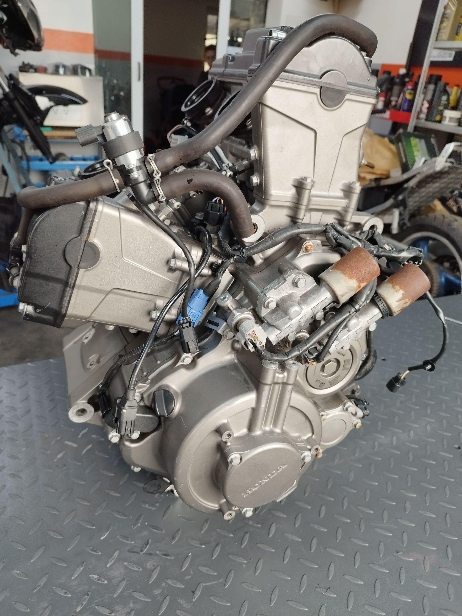 Silnik engine honda vfr 1200x dct automat sc 63 sc70 sc76sc63