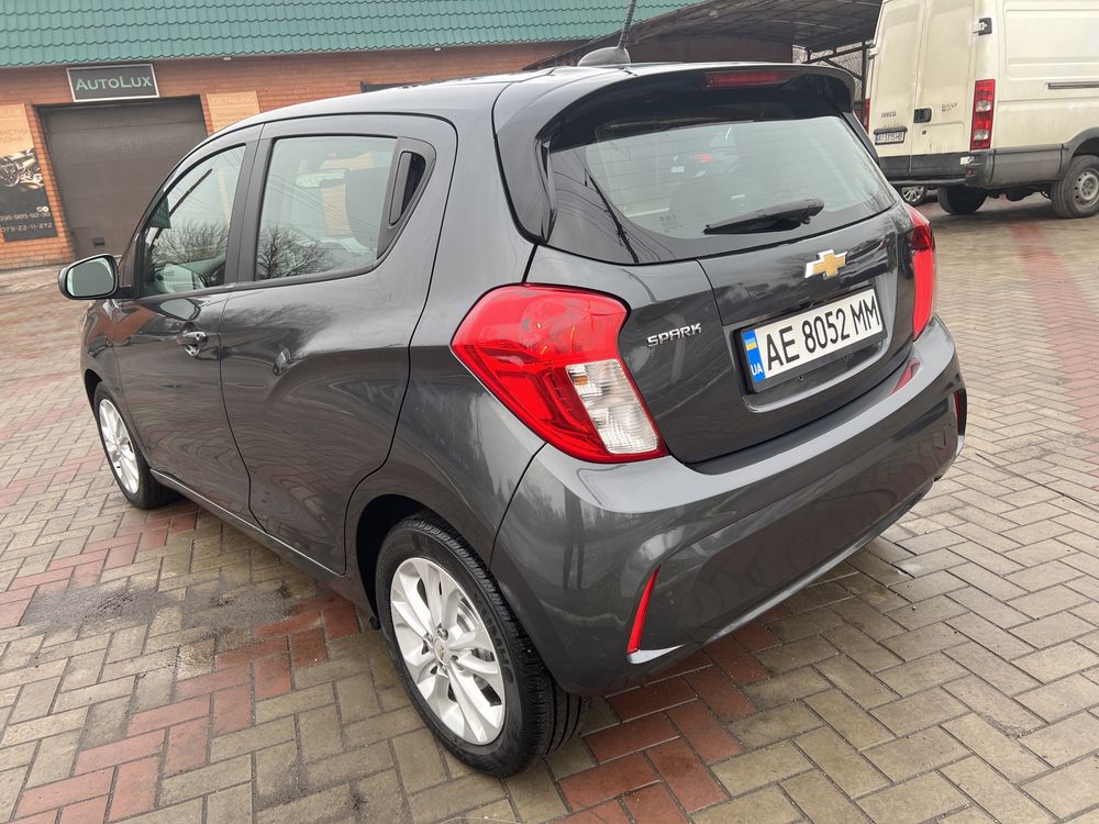 Продам Chevrolet spark LT