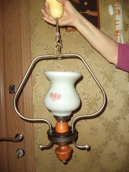 Лампа потолочная, люстра, светильник на кухню