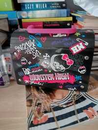 Kuferek Monster High