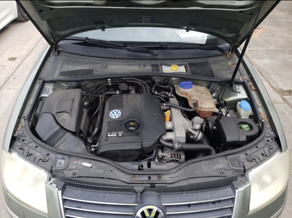 Volkswagen Passat Trendline 1.8T *niski przebieg* *automat*