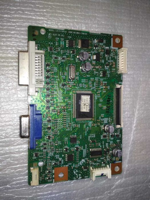 Запчасть монитора Samsung 713BM Plus