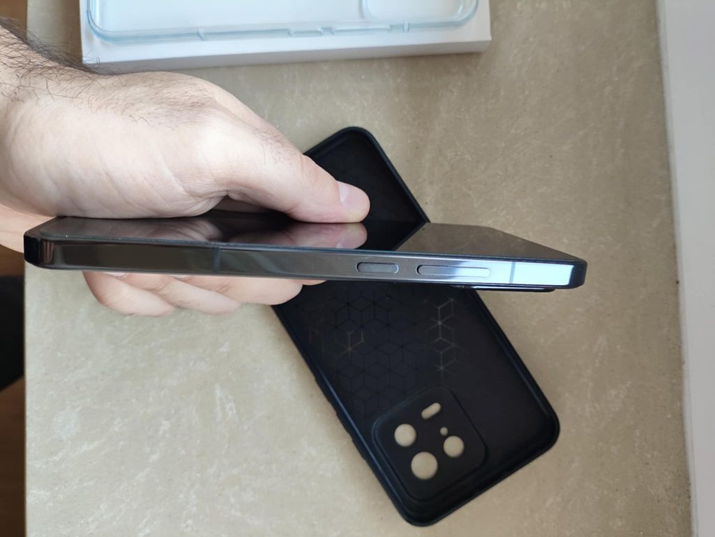 Xiaomi mi 13- 12/256