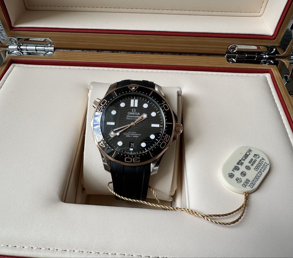 Omega Seamaster Diver 300M  ref. 210.22.42.20.01.002