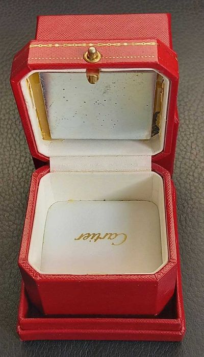 Коробочка для обручки Cartier