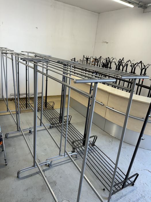 Promocja Wieszaki ,Wys 180 Szer 106 , górna półka używany ,Poleasing