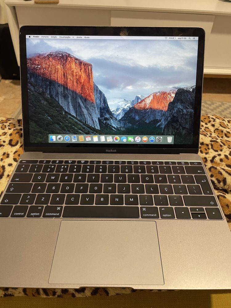 MecBook retina  12
