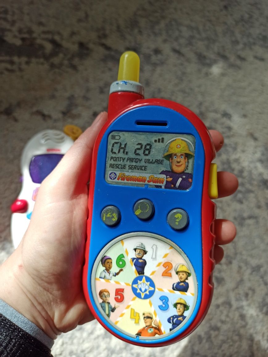 Dwa telefony zabawkowe Fisher-Price