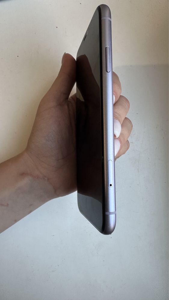 iphone 11 128gb у подарок захисне скло та чохол