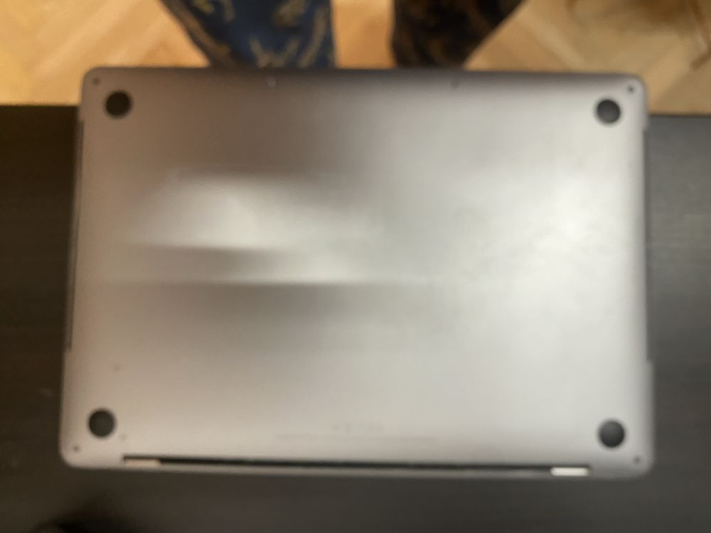 Apple MacBook pro a1706 2016 дефектний