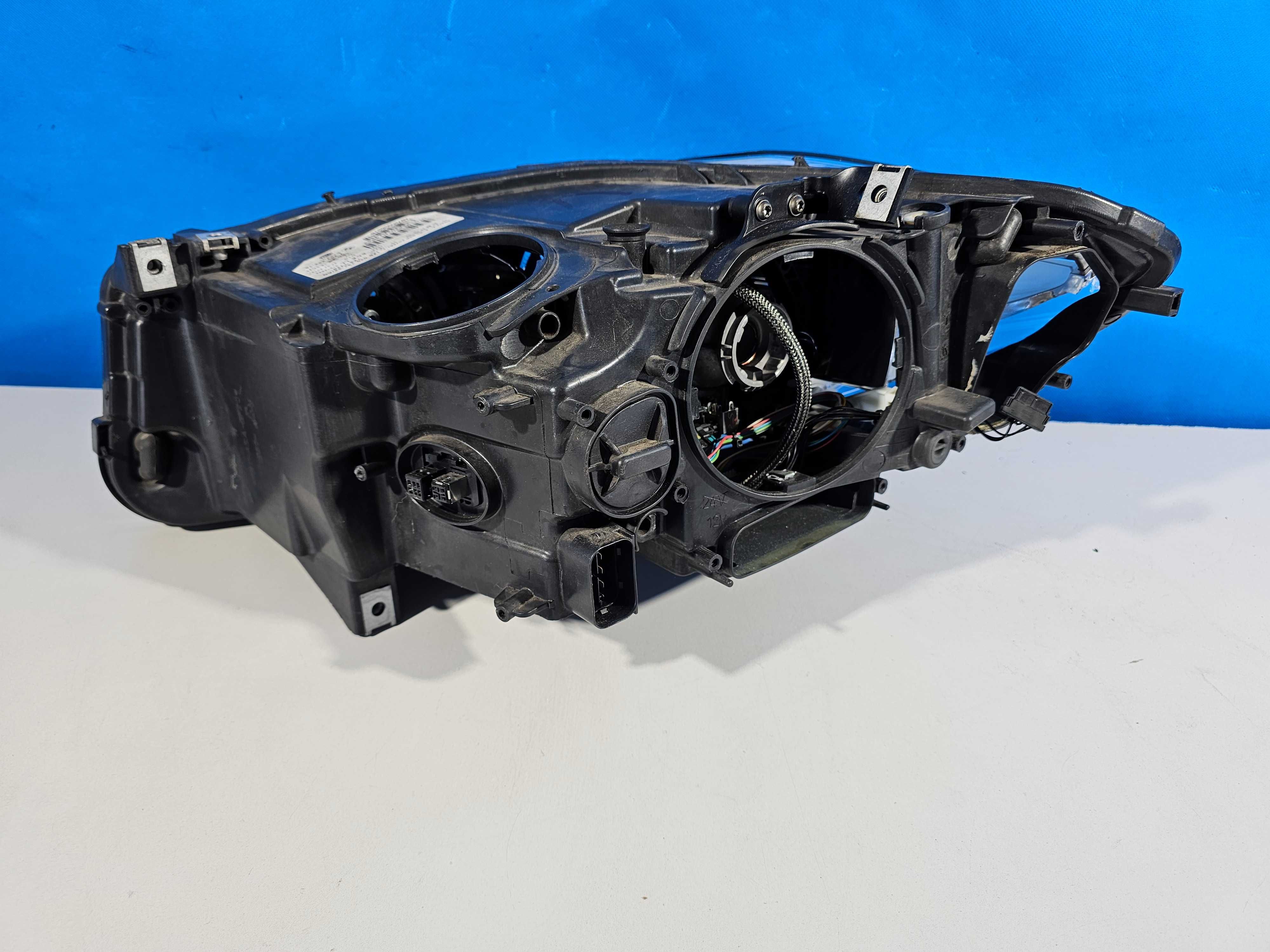 Bmw F10 Lampa Przód Przednia Bi-Xenon Skrętna Skrętny Prawa EU IGŁA