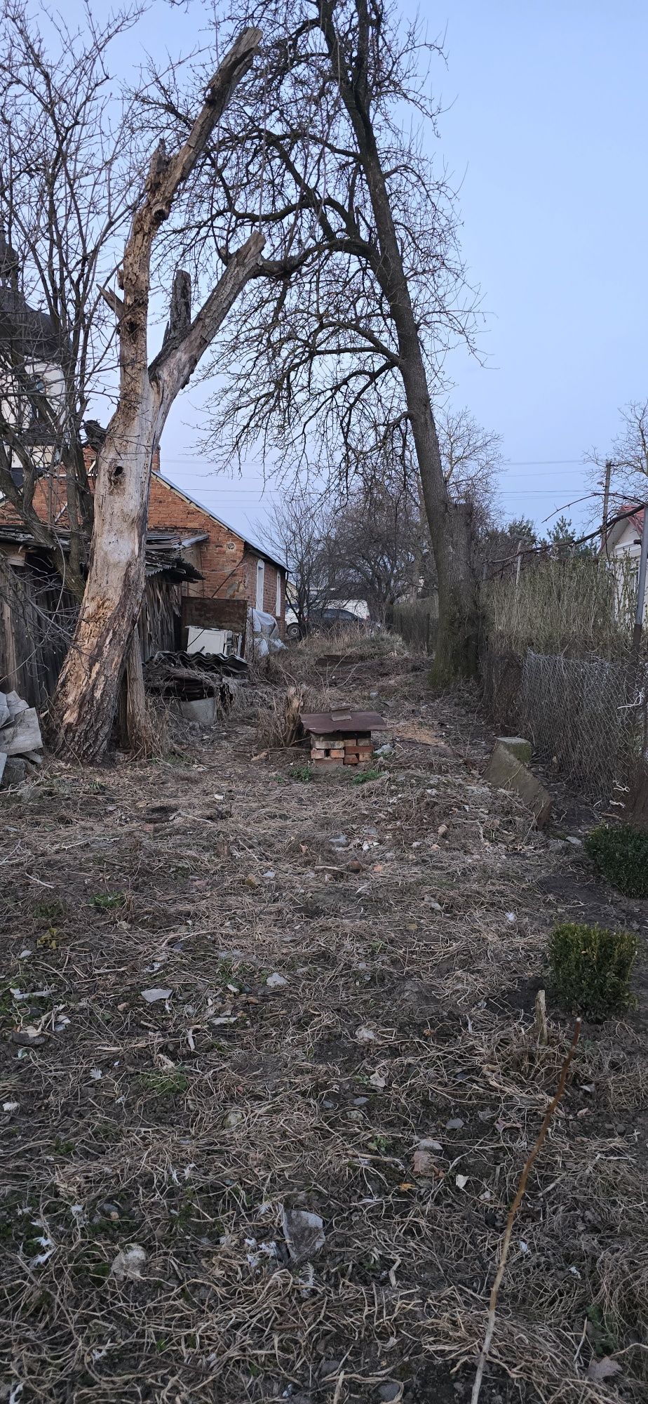 Ділянка з будинком с.Запитів
