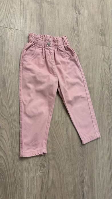 Джинси на дівчинку 104