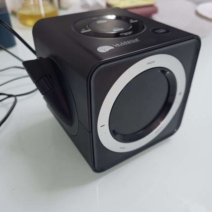 Проекційний годинник радіо La Crosse