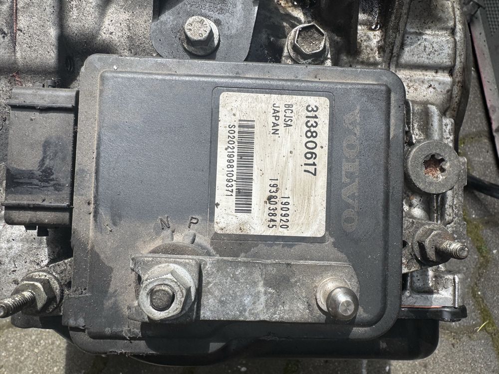 Silnik + skrzynia biegów Volvo V60 II 2.0 Diesel D4