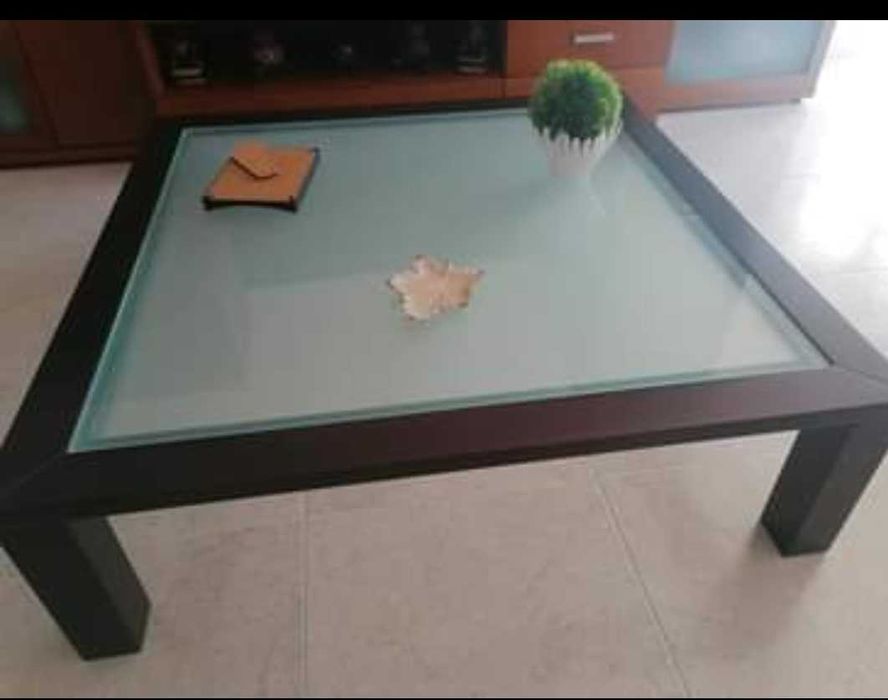 Mesa centro como nova