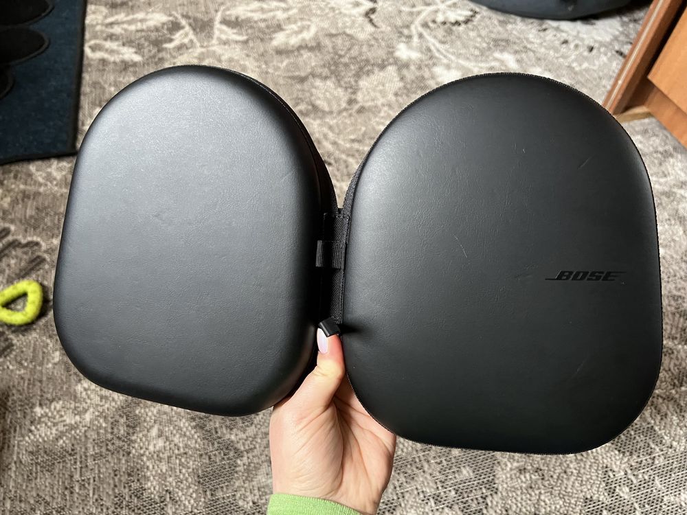 Чохол для наушників Bose NC 700