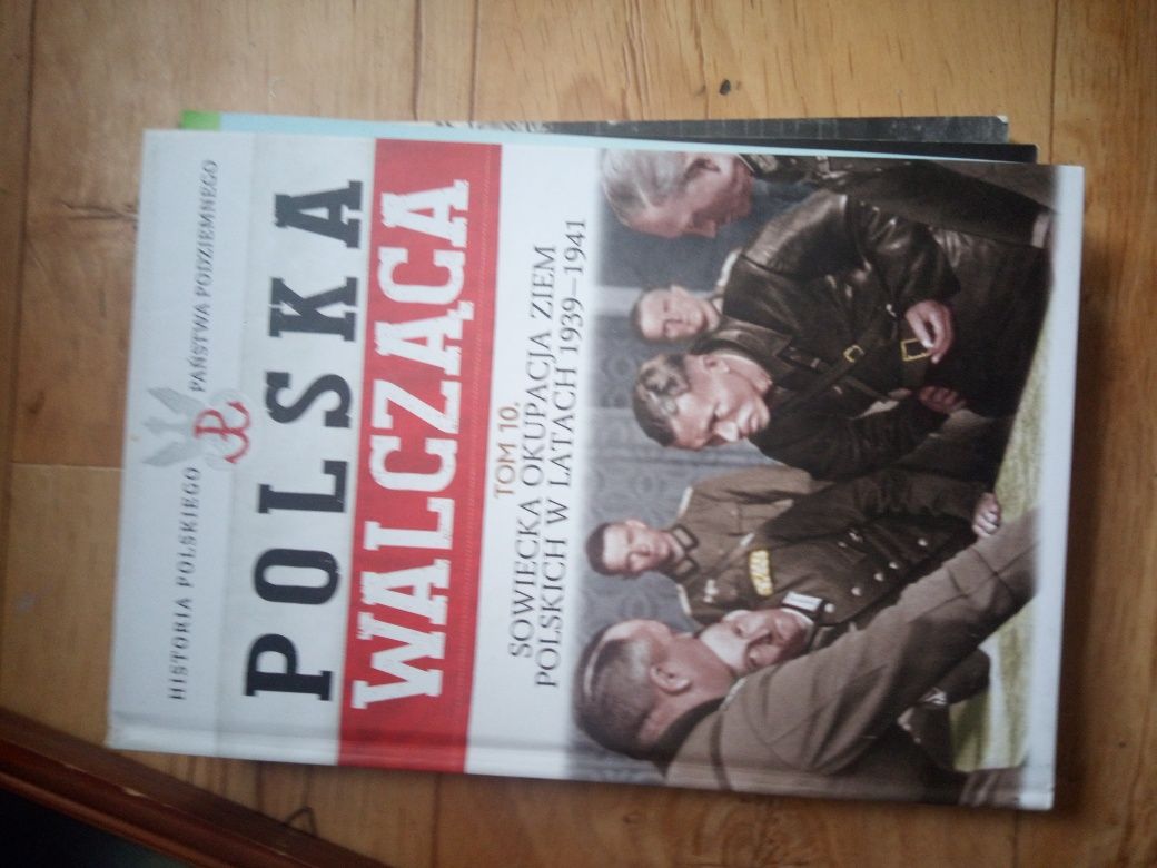 Kolekcja książek IPN