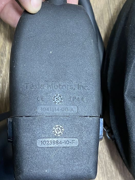 Зарядка оригинальная Tesla