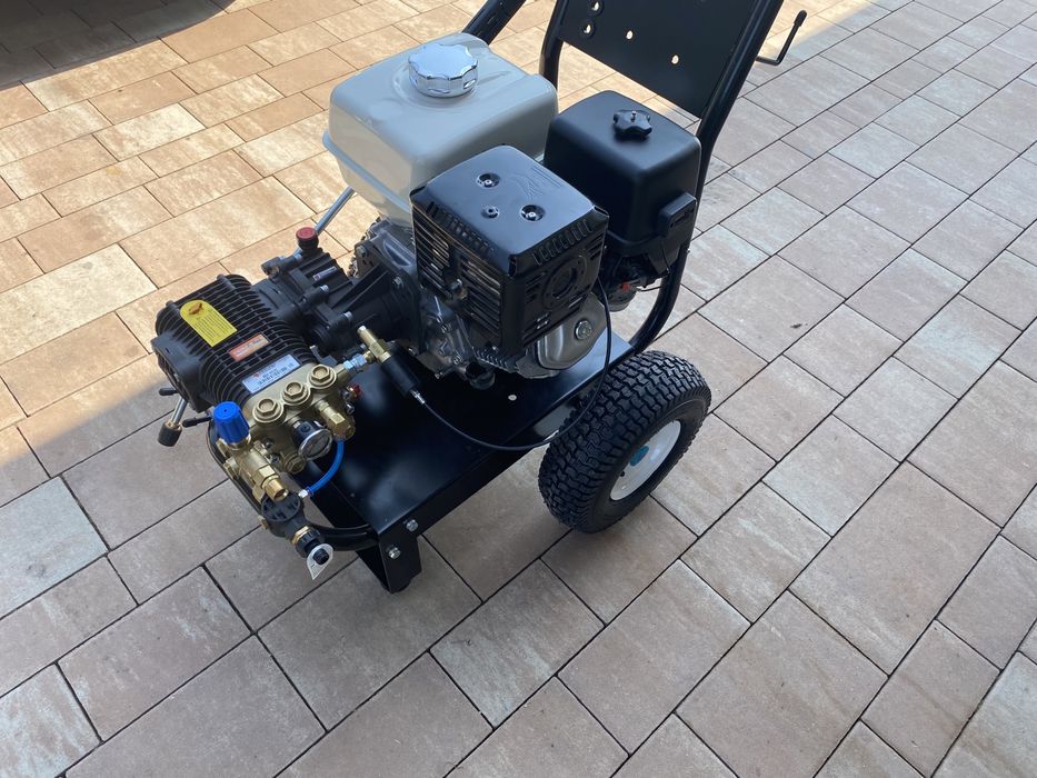Karcher myjka Honda GX390 240 bar 1200l/min nowa