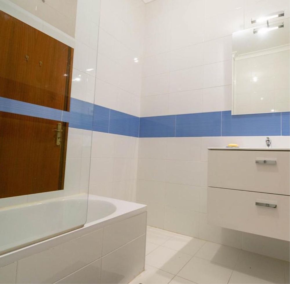 Arrenda-se T3 na pontinha, com 1 suíte — zona excelente