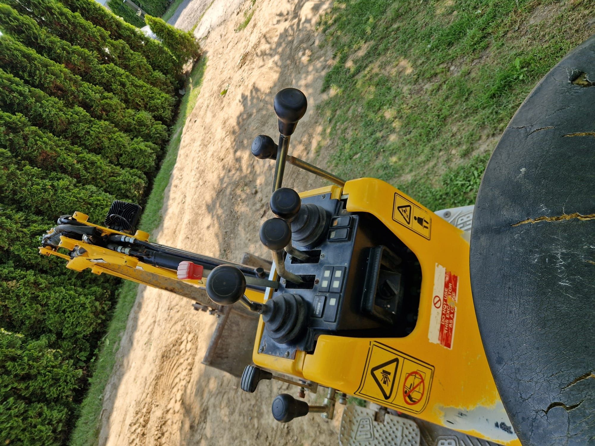 Minikoparka JCB 8008 3 łyżki/rozsuwane podwozie