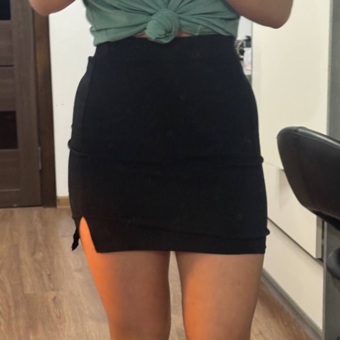 Юбка / спідниця міні з розрізом