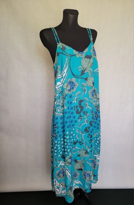 Niebieska długa sukienka na ramiączkach M 38