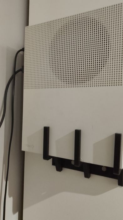 Xbox One S na sprzedaż