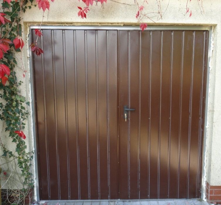 Brama garażowa rozwierna 235x200 brąz RAL 8017 Dostawa Gratis