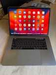 MacBook Pro 15 2017 i7/16/512 Space Gray