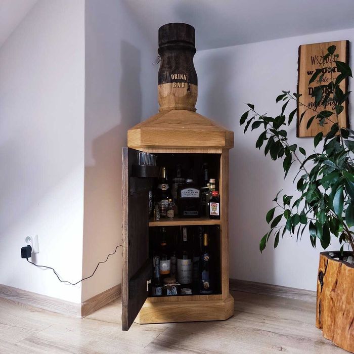 Barek na alkohol lity dąb butelka whisky bar na alkohol 135 cm