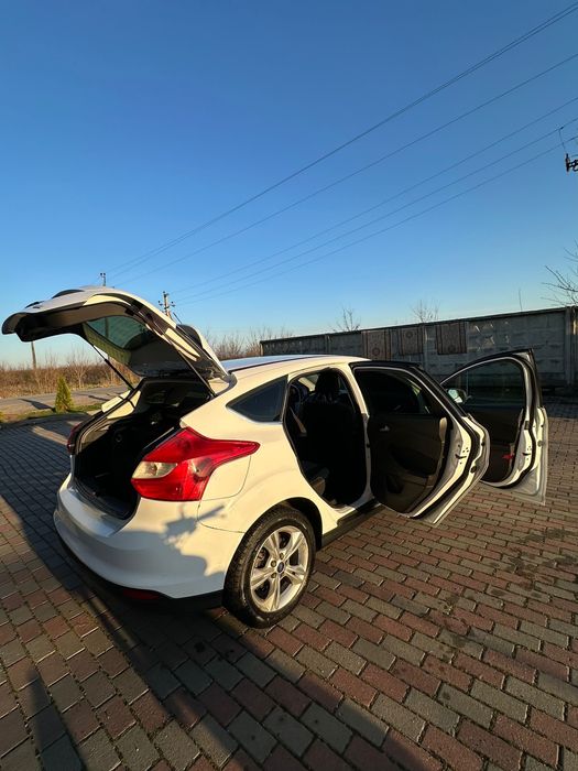 Продам свій приватний автомобіль перший власник від салону