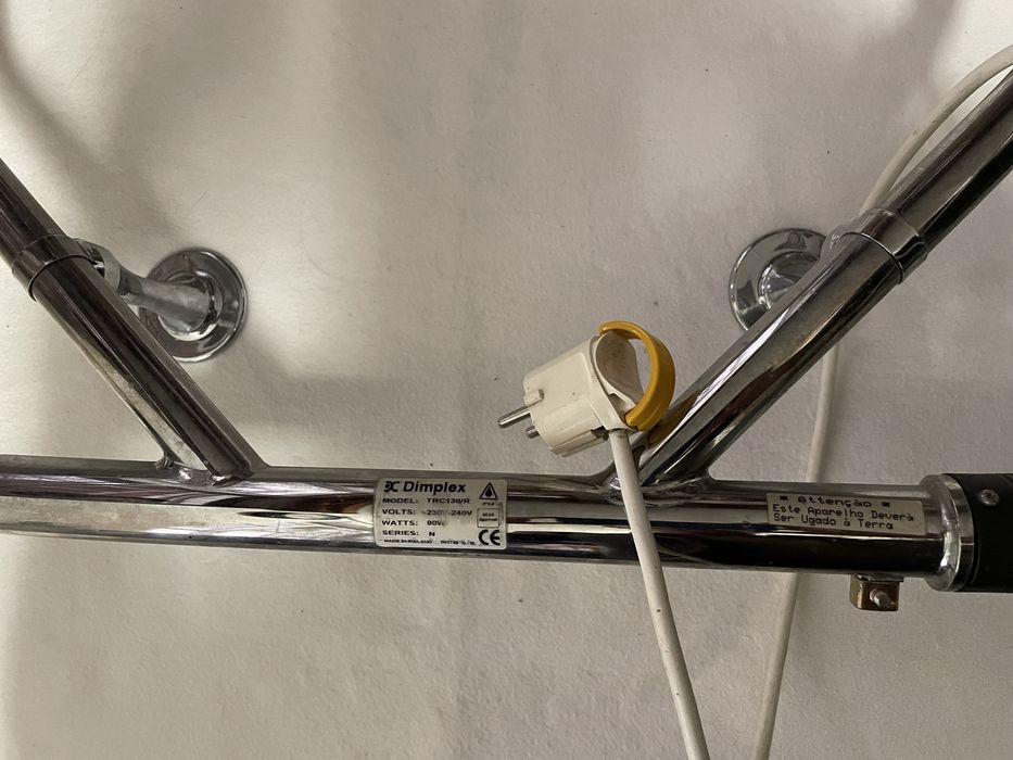 Vendo secador eléctrico de toalhas Dimplex