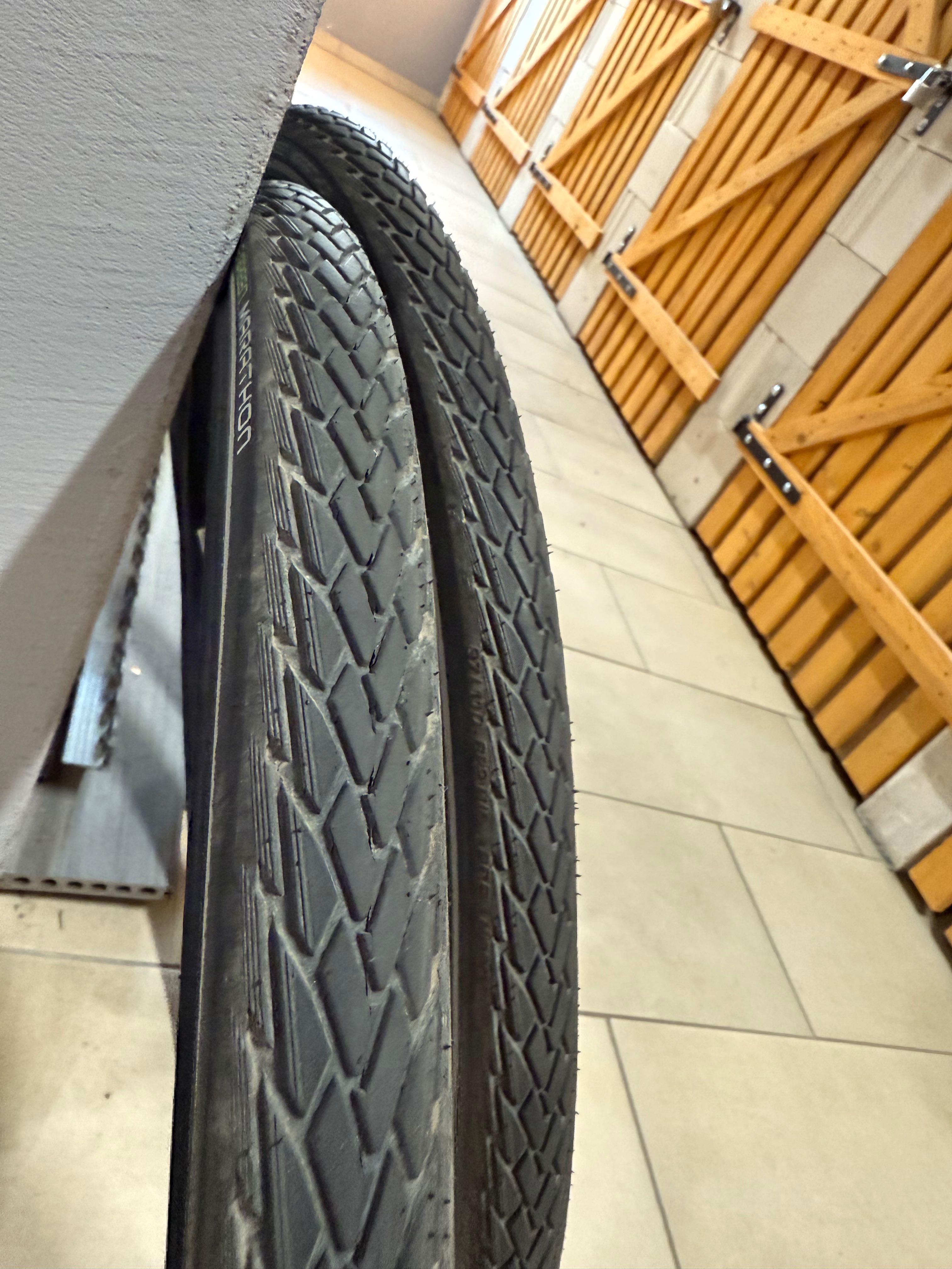 2 szt opona Schwalbe Marathon HS620 37- 622 700x35c minimalny przebieg