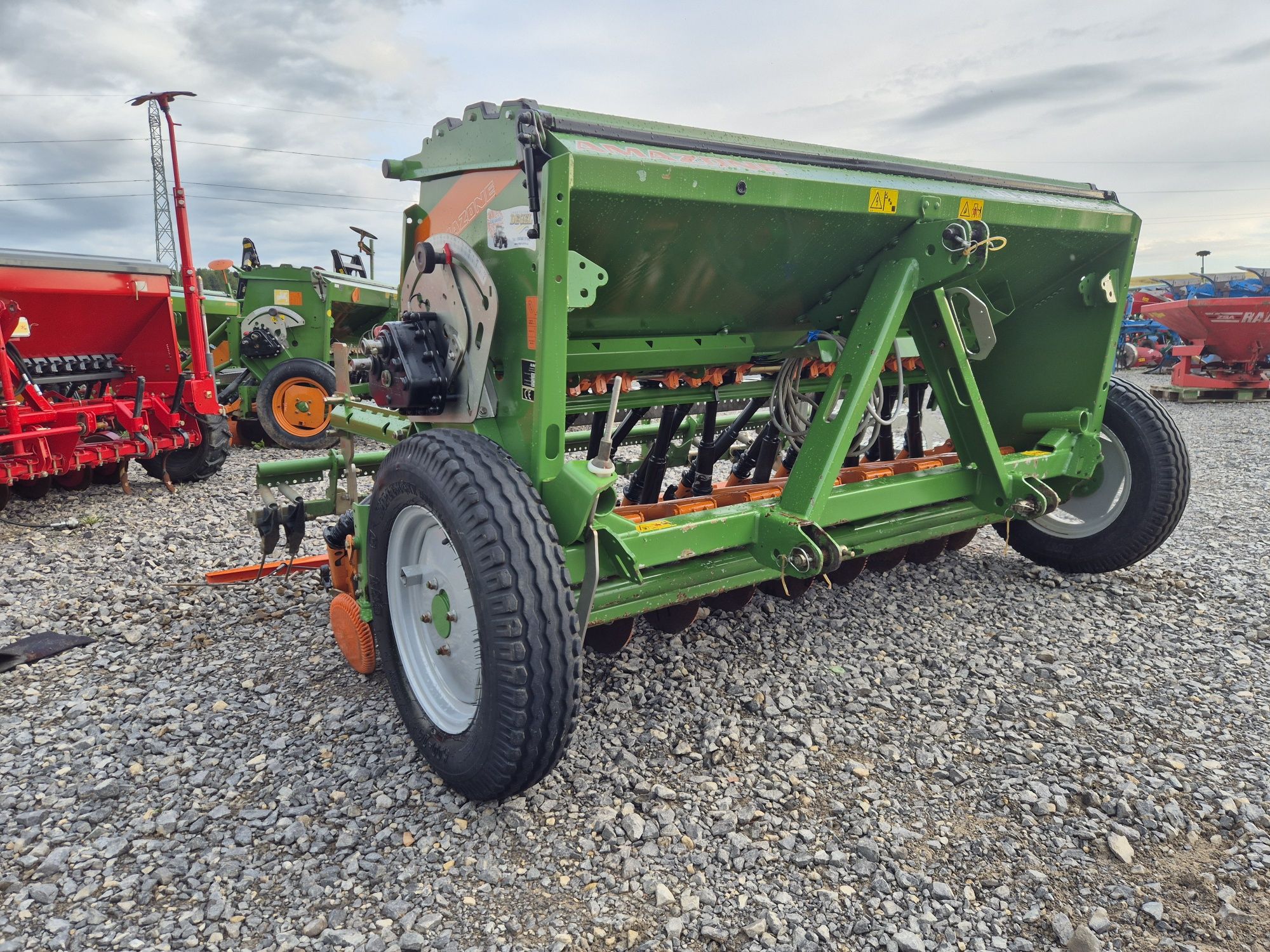Amazone D9 2500  talerzowy 2.5m ad siewnik zbożowy  Komputer.